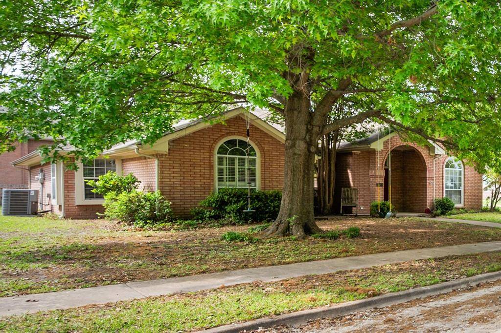Ennis, TX 75119,2311 Sherwood Drive