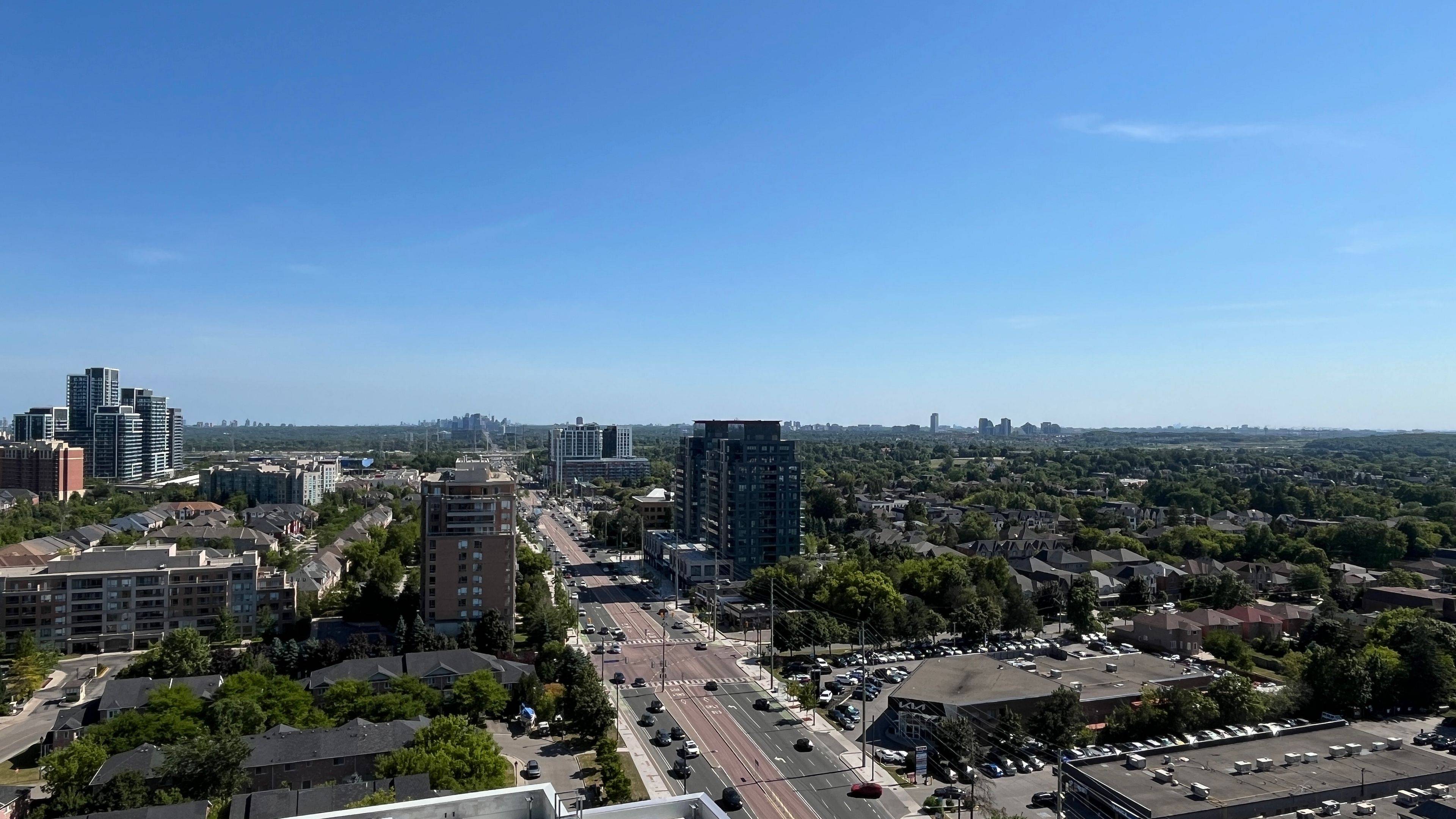 Richmond Hill, ON L4C 1H9,9201 Yonge ST #1807