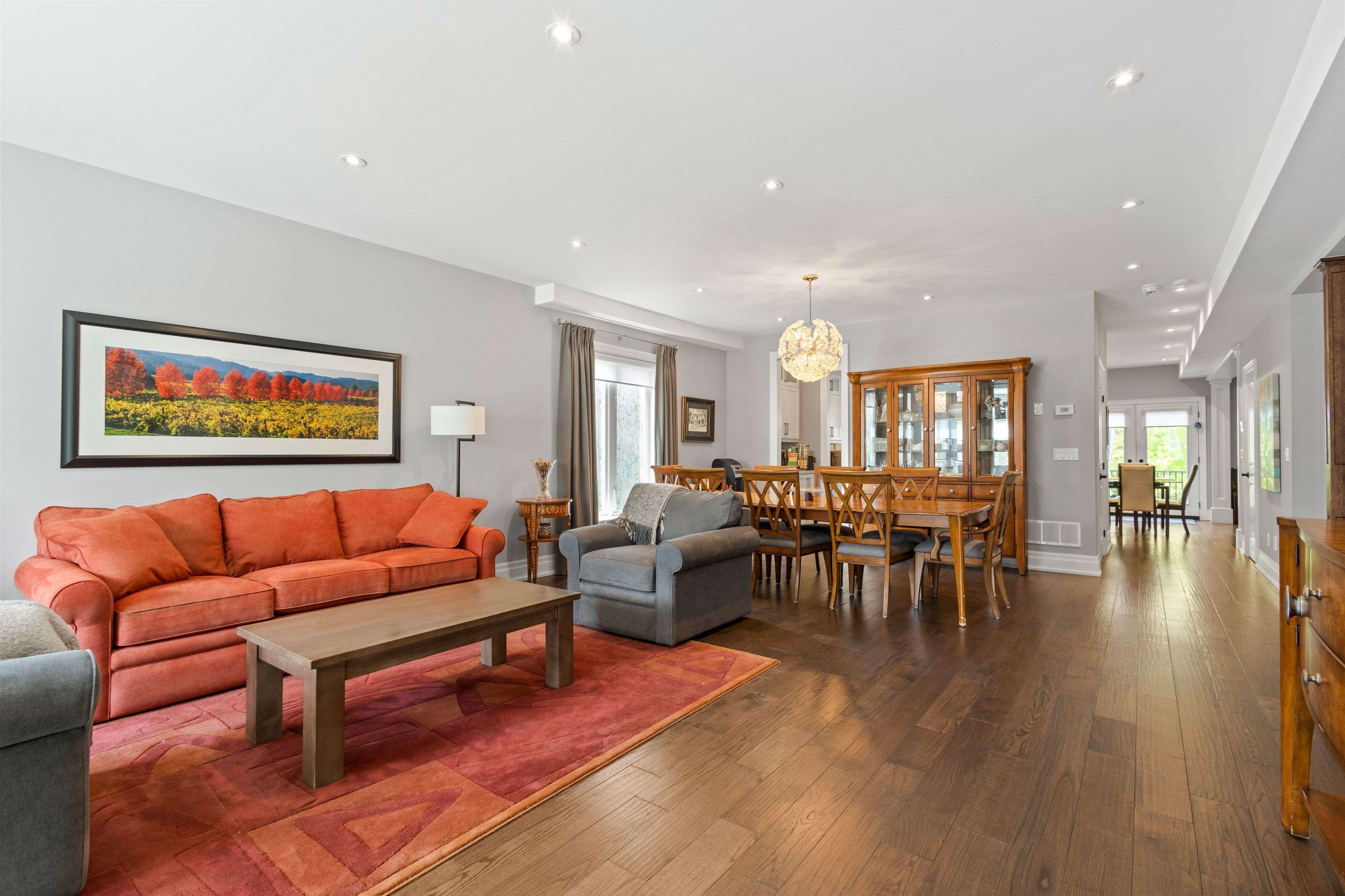 Mississauga, ON L5E 2N5,1487 Myron DR