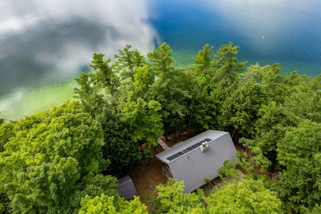 Frontenac, ON K0H 2J0,2275 Palmerston Lake N/A