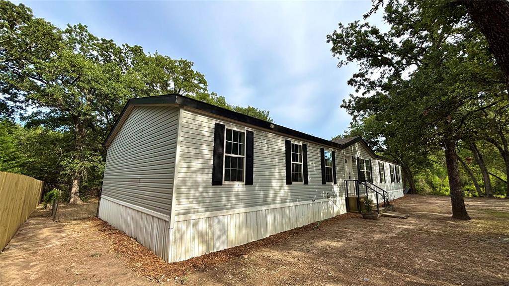 Azle, TX 76020,109 Summers Circle