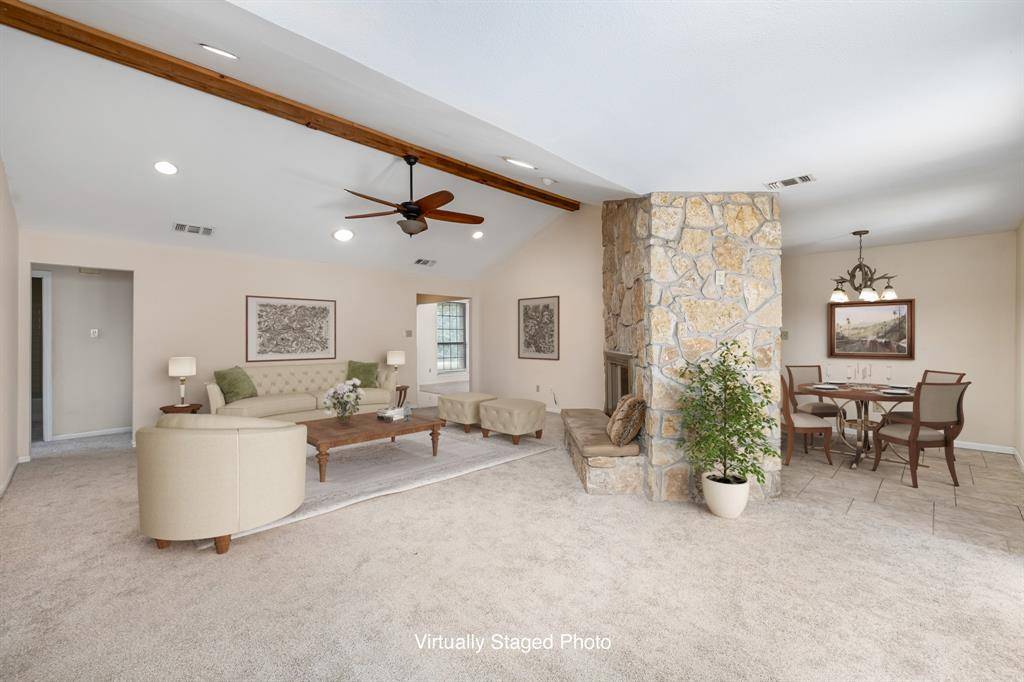 Grapevine, TX 76051,2126 Los Robles Street