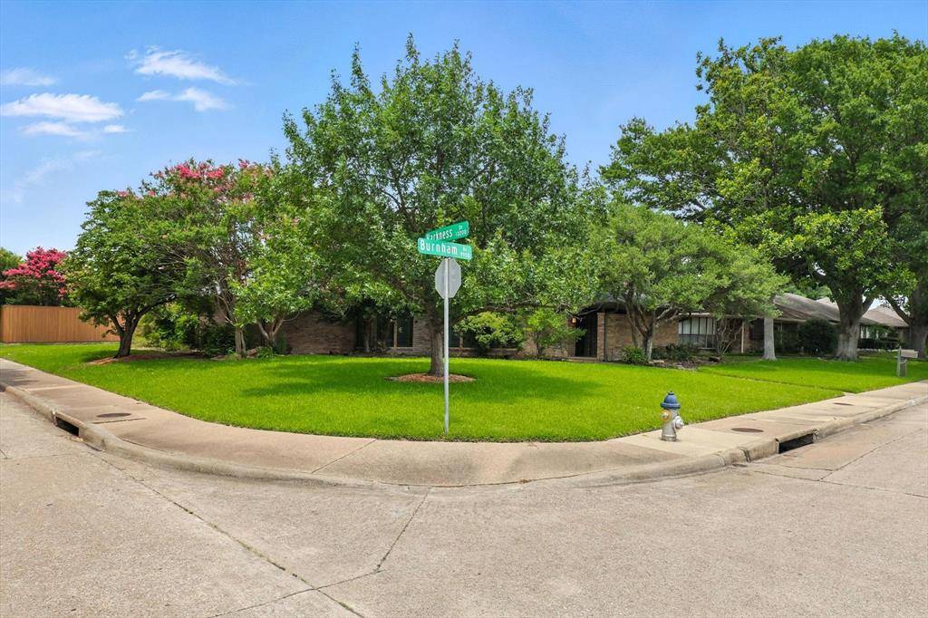 Dallas, TX 75243,9901 Burnham Drive