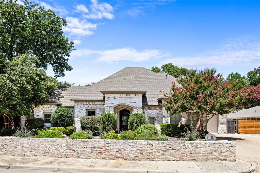 Dallas, TX 75209,8401 Bluebonnet Road