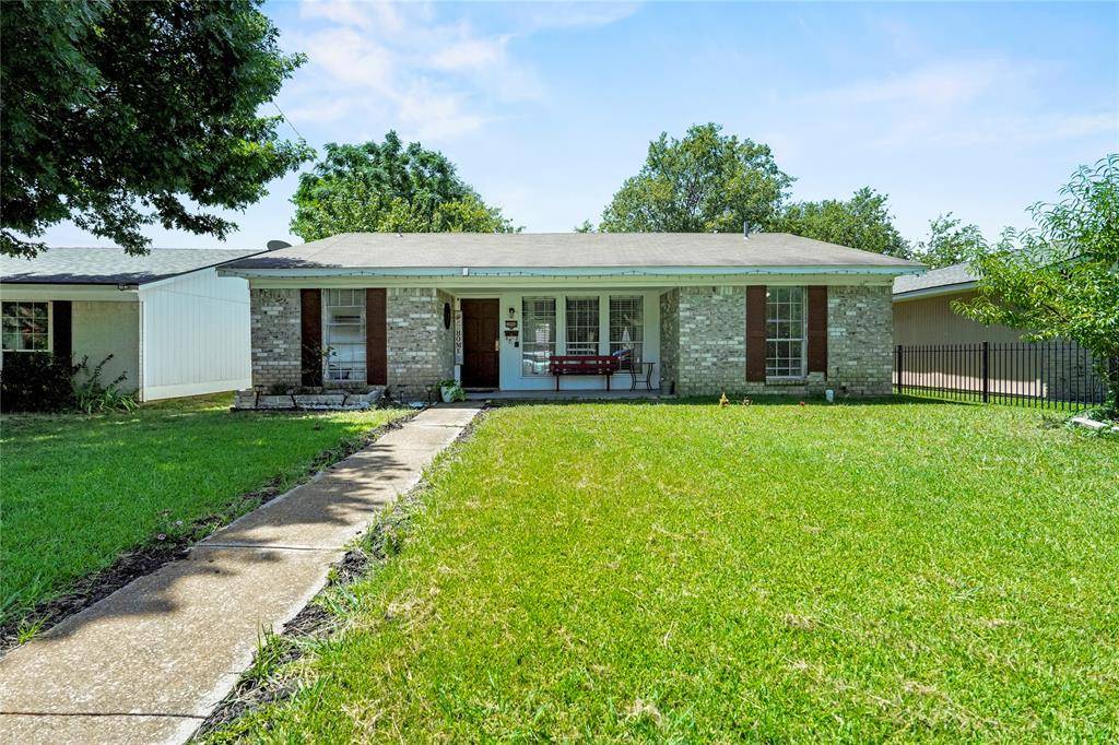 Dallas, TX 75217,10040 Hymie Circle