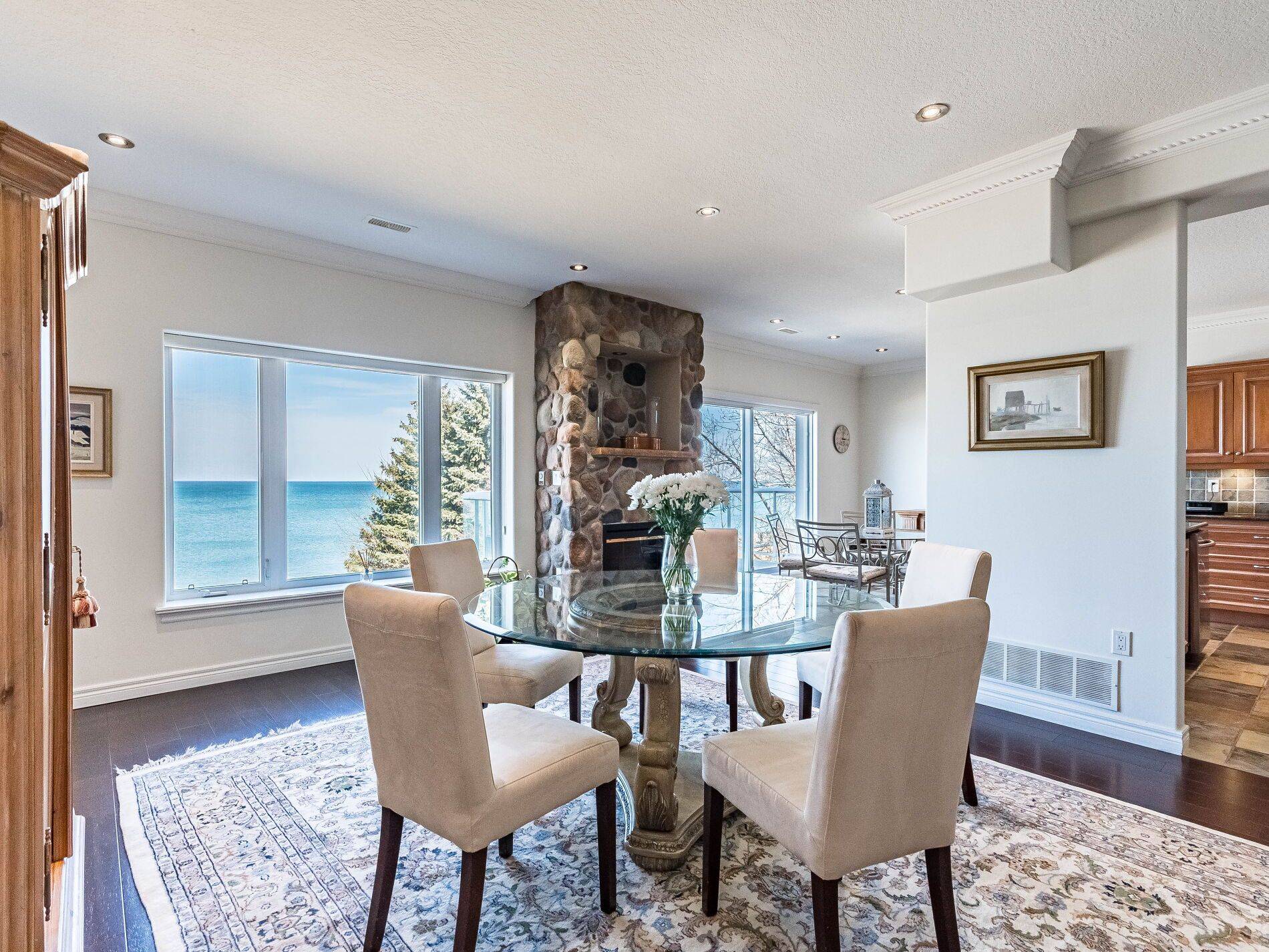 Hamilton, ON L8E 6G4,484 Millen RD #24