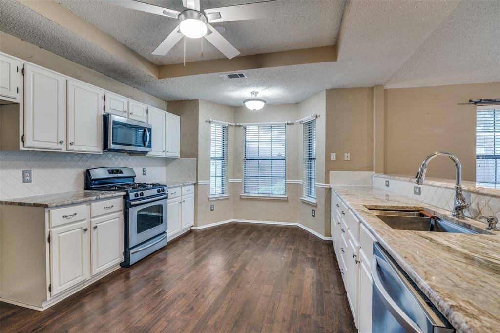 Rowlett, TX 75089,6718 Livingstone Street