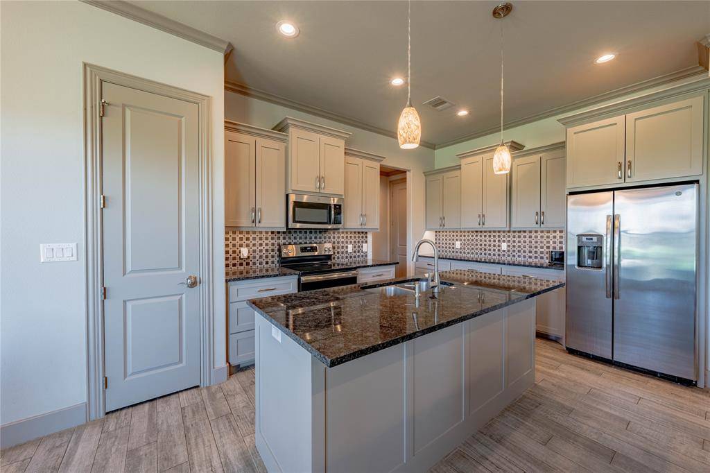 Mabank, TX 75147,417 W Andrew Drive