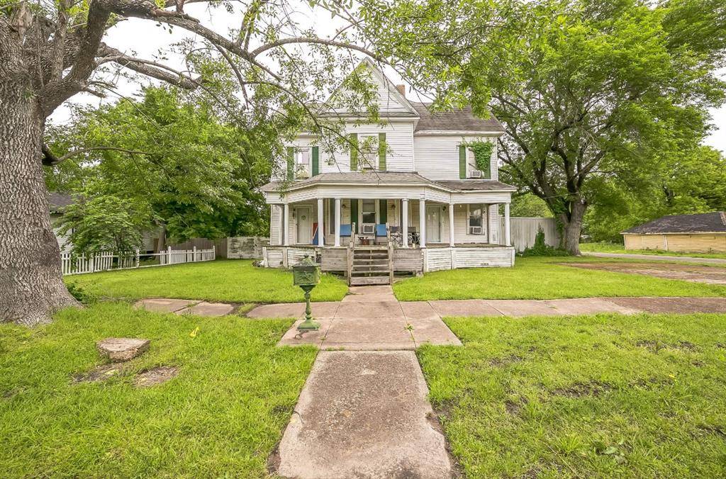 Honey Grove, TX 75446,900 Market Street E