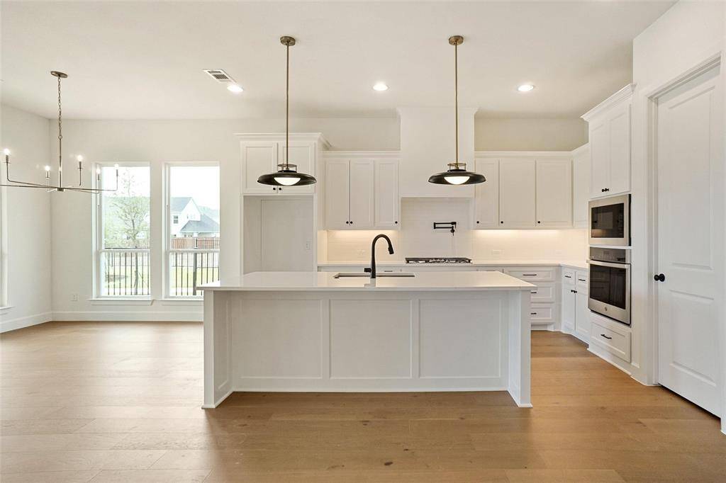 Aledo, TX 76008,617 Hummingbird Drive