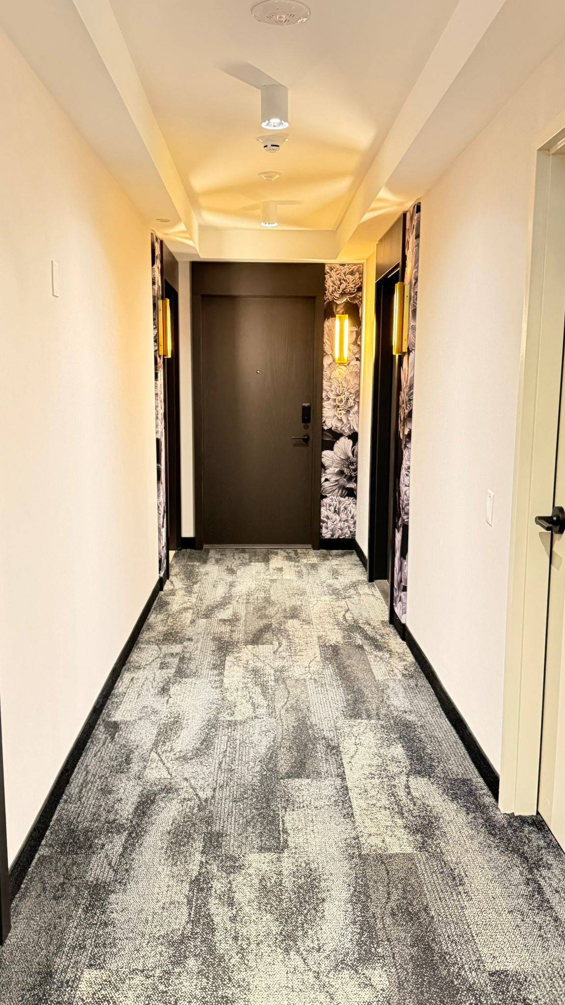 Toronto C09, ON M4W 2G4,771 Yonge St N/A #1105