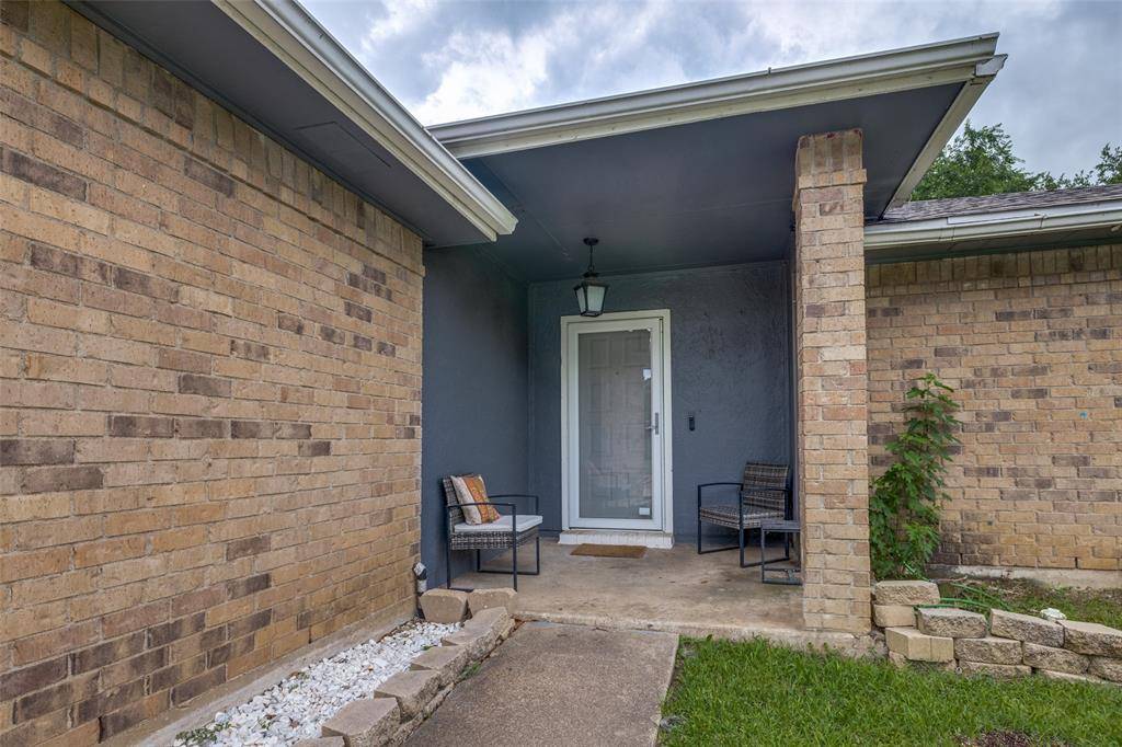 Arlington, TX 76018,212 Valley Spring Drive