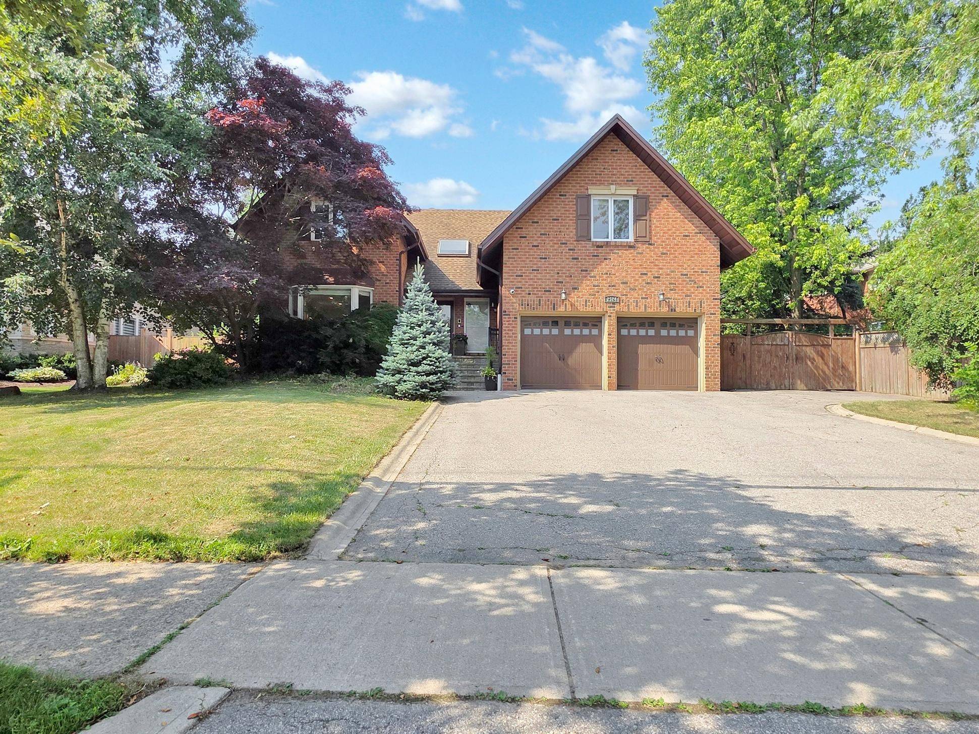 Mississauga, ON L5K 1T2,2524 Hammond RD