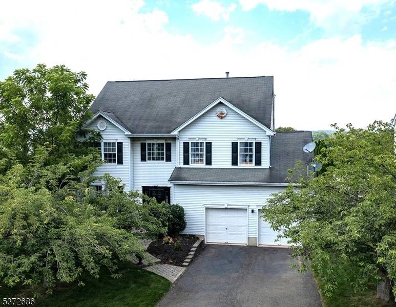 Washington Twp., NJ 07840,12 Heron Dr