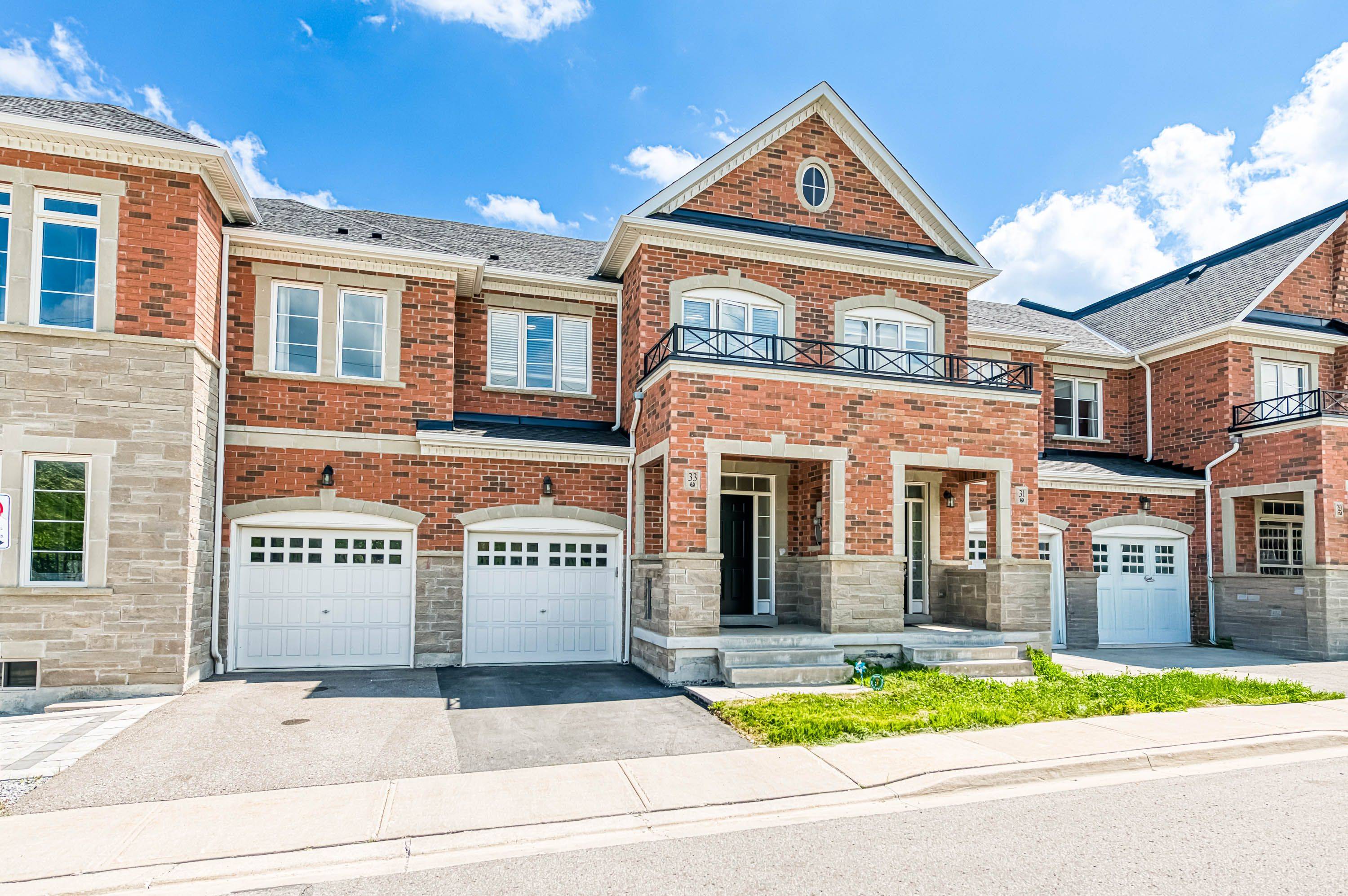 Richmond Hill, ON L4E 1E7,33 Thornapple LN