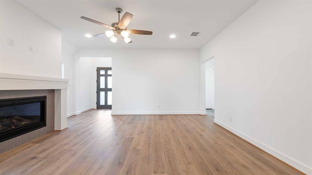 Fate, TX 75087,4124 Hudson Street