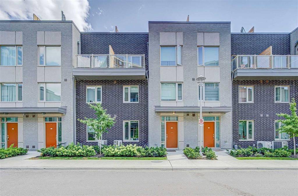Toronto W08, ON M9C 2Z7,26 Applewood LN #39