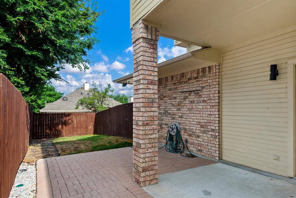 Carrollton, TX 75006,2221 Meadowstone Drive