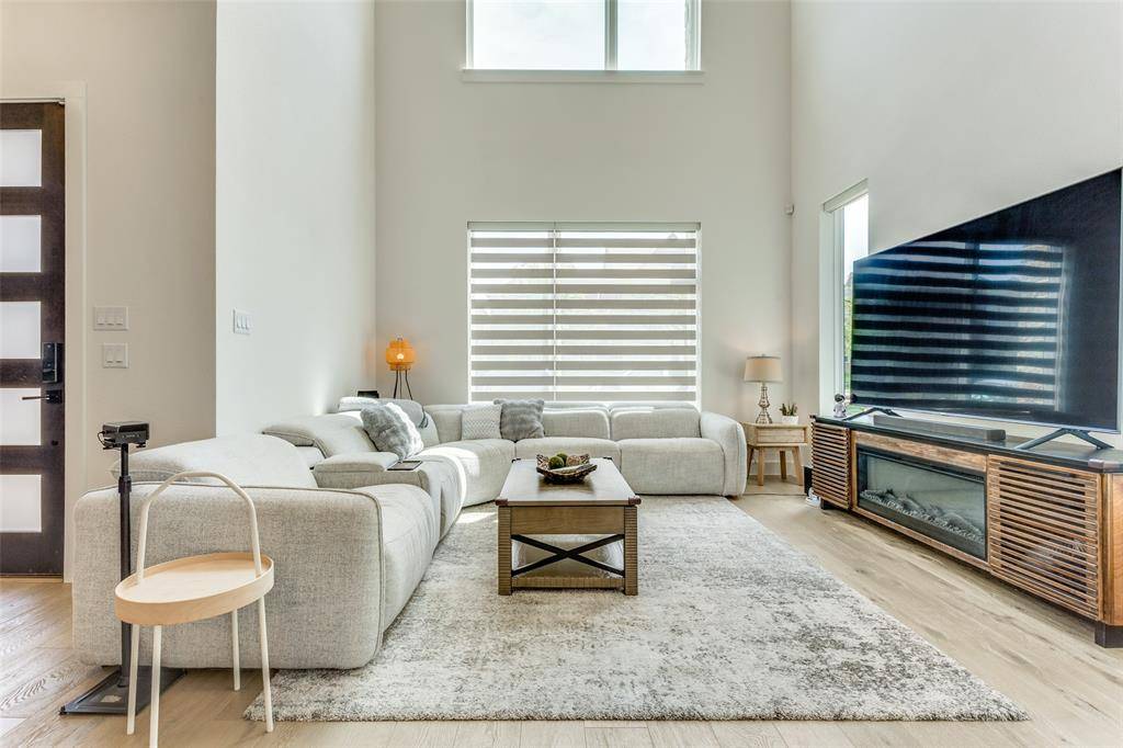Mckinney, TX 75070,7320 Collin Mckinney Parkway