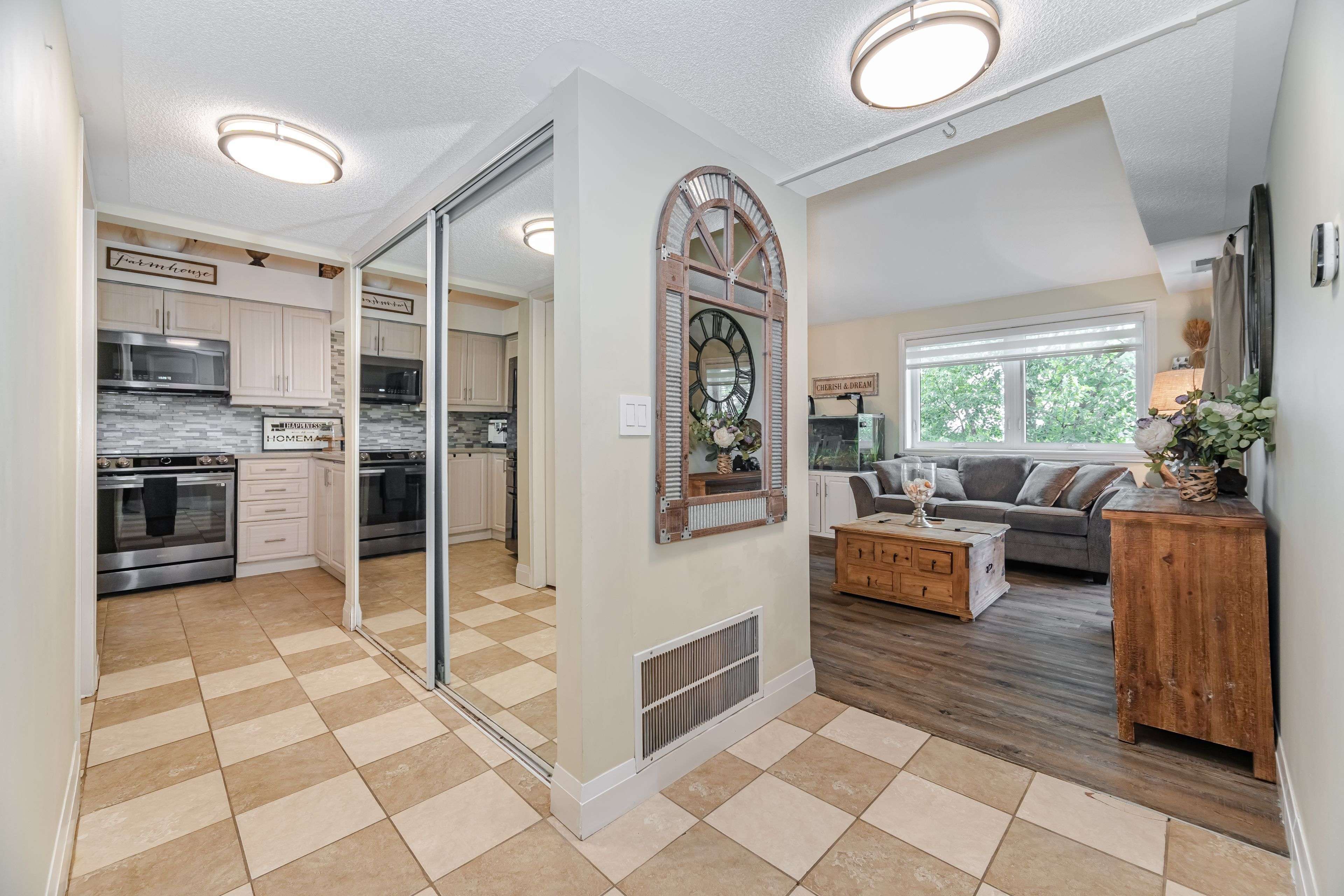 Mississauga, ON L4Z 3N9,55 Bristol RD E #116