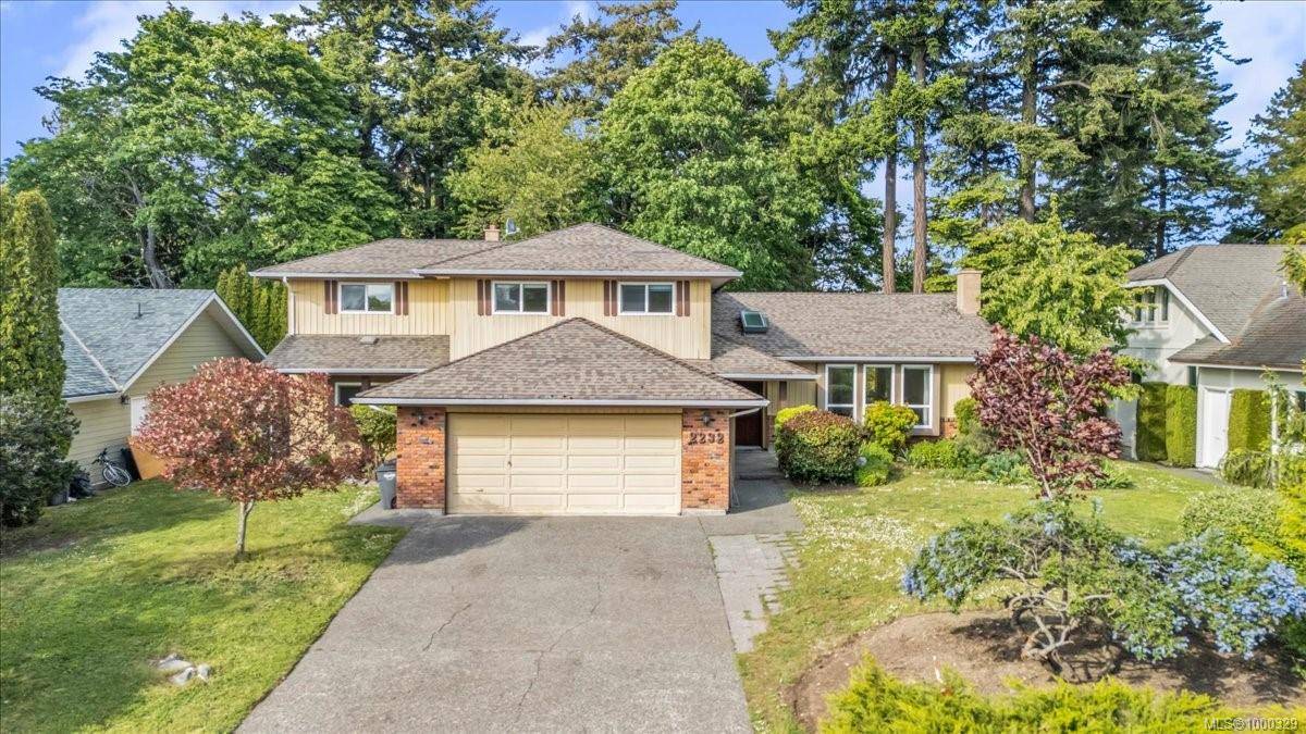 Saanich, BC V8N 6B2,2232 Lifton Pl