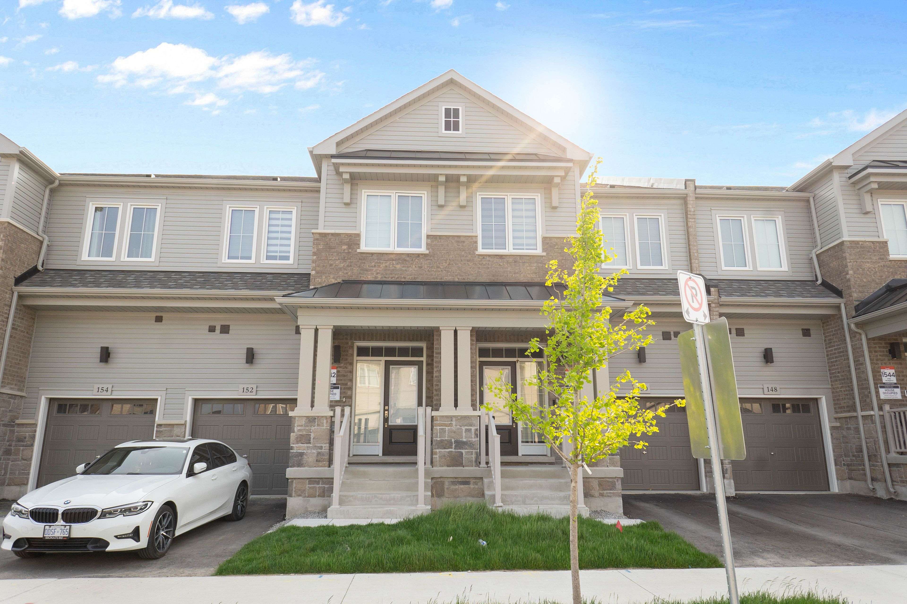 Barrie, ON L9J 0R5,152 Greer ST