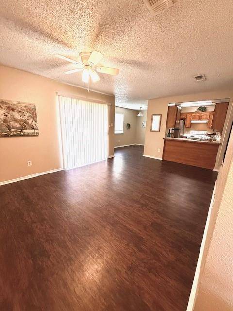 Burleson, TX 76028,125 Johnson Avenue #11