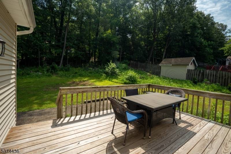 Vernon Twp., NJ 07461,16 Hemlock Dr