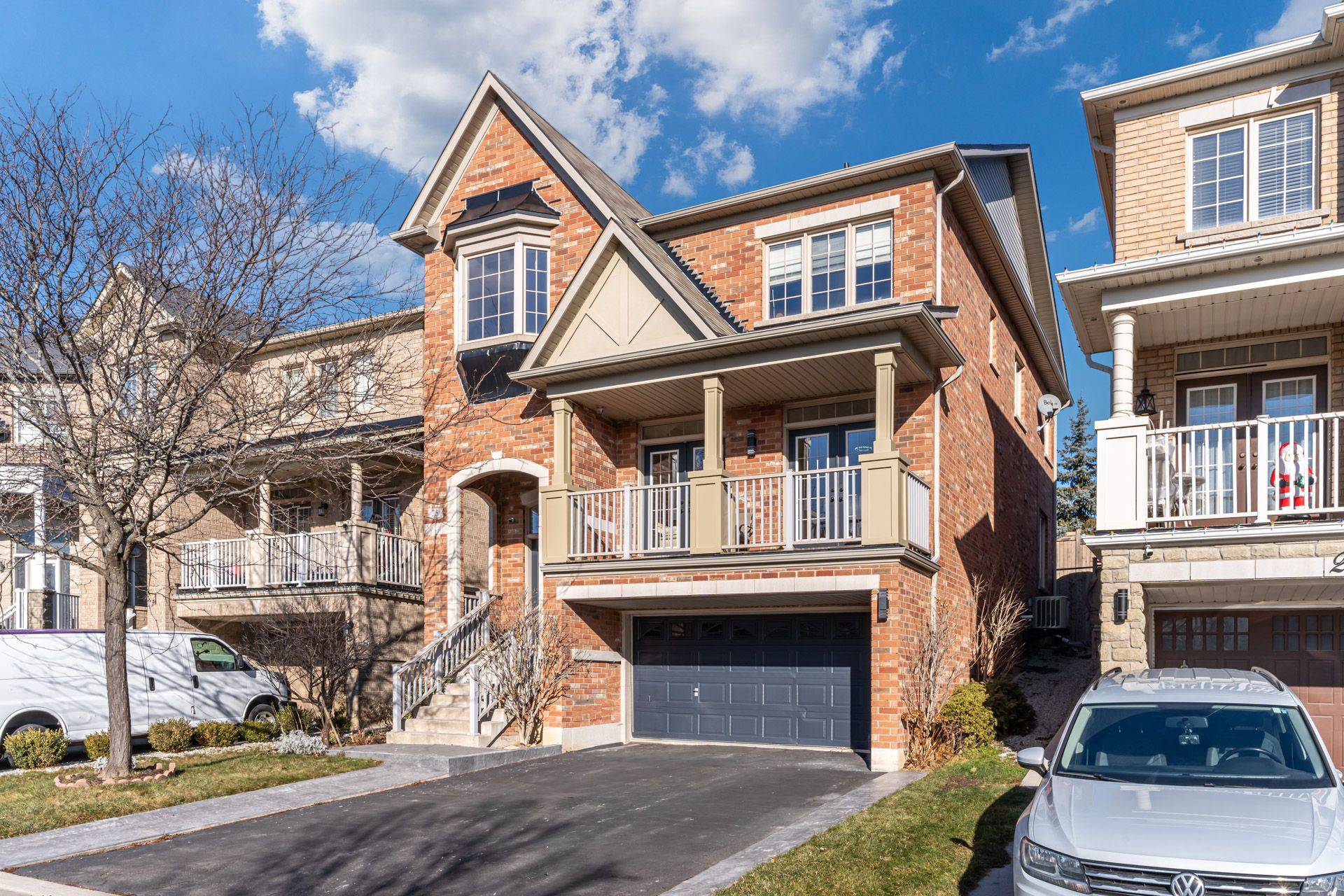 Brampton, ON L6Y 0N8,25 Fahey DR