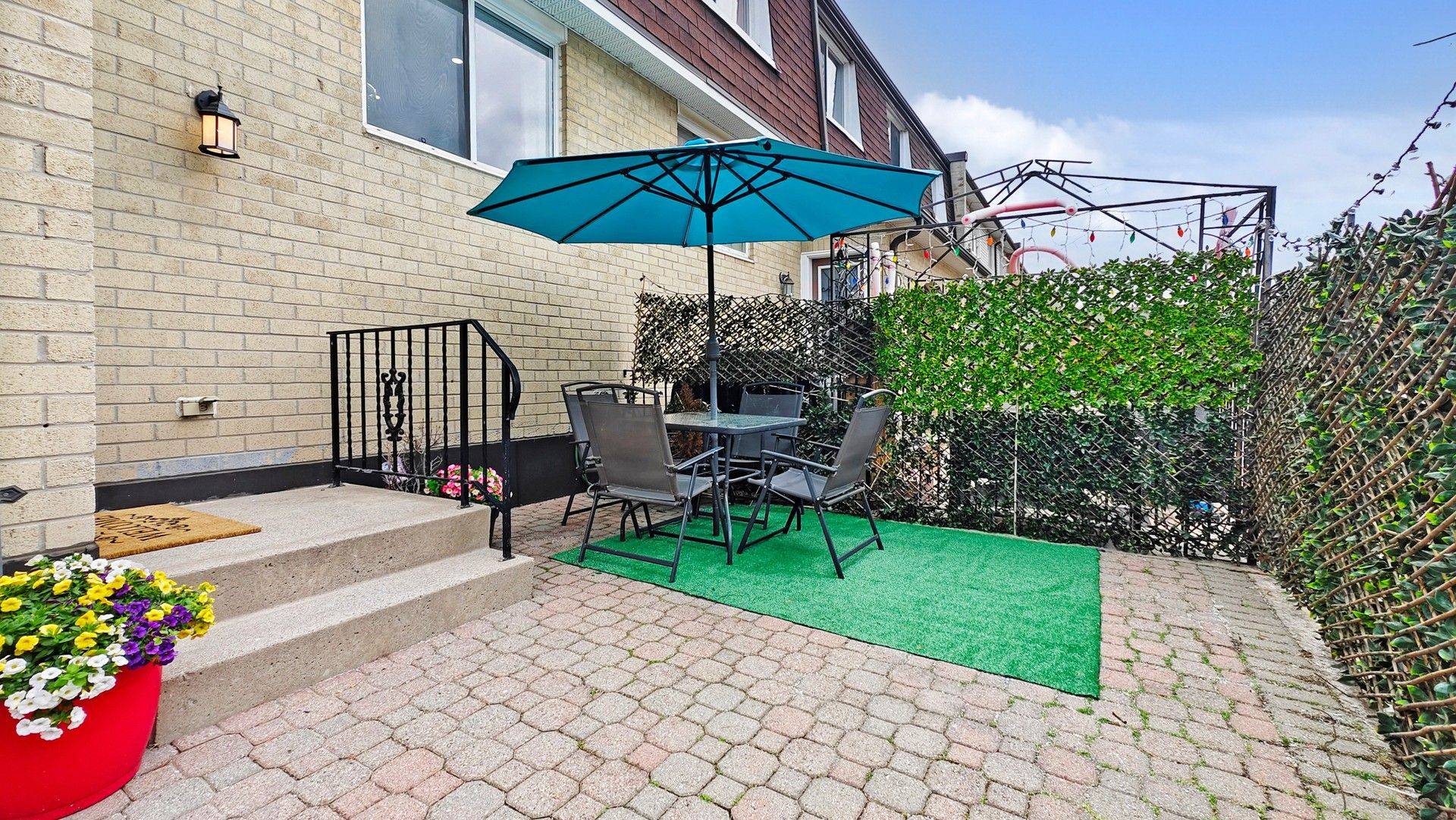Mississauga, ON L5J 4J2,2170 Bromsgrove RD #141