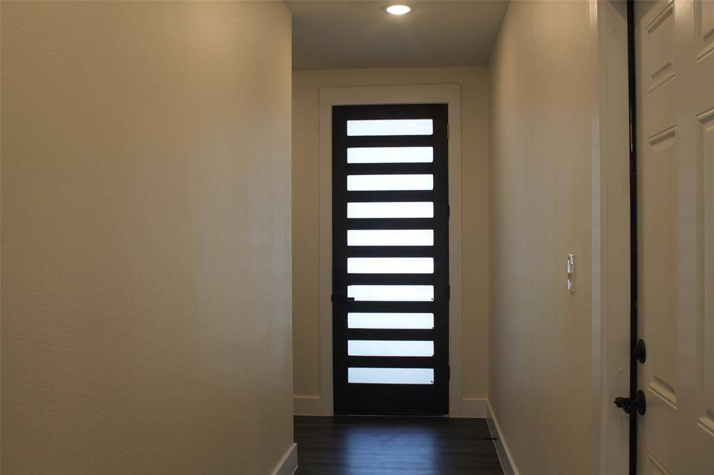Trinidad, TX 75163,122 Oakwood Drive