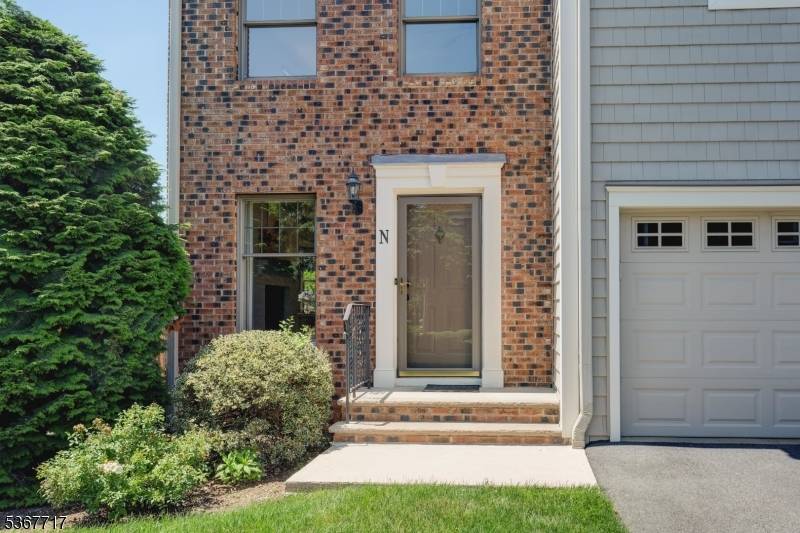 Summit City, NJ 07901,28 Morris Ave #N
