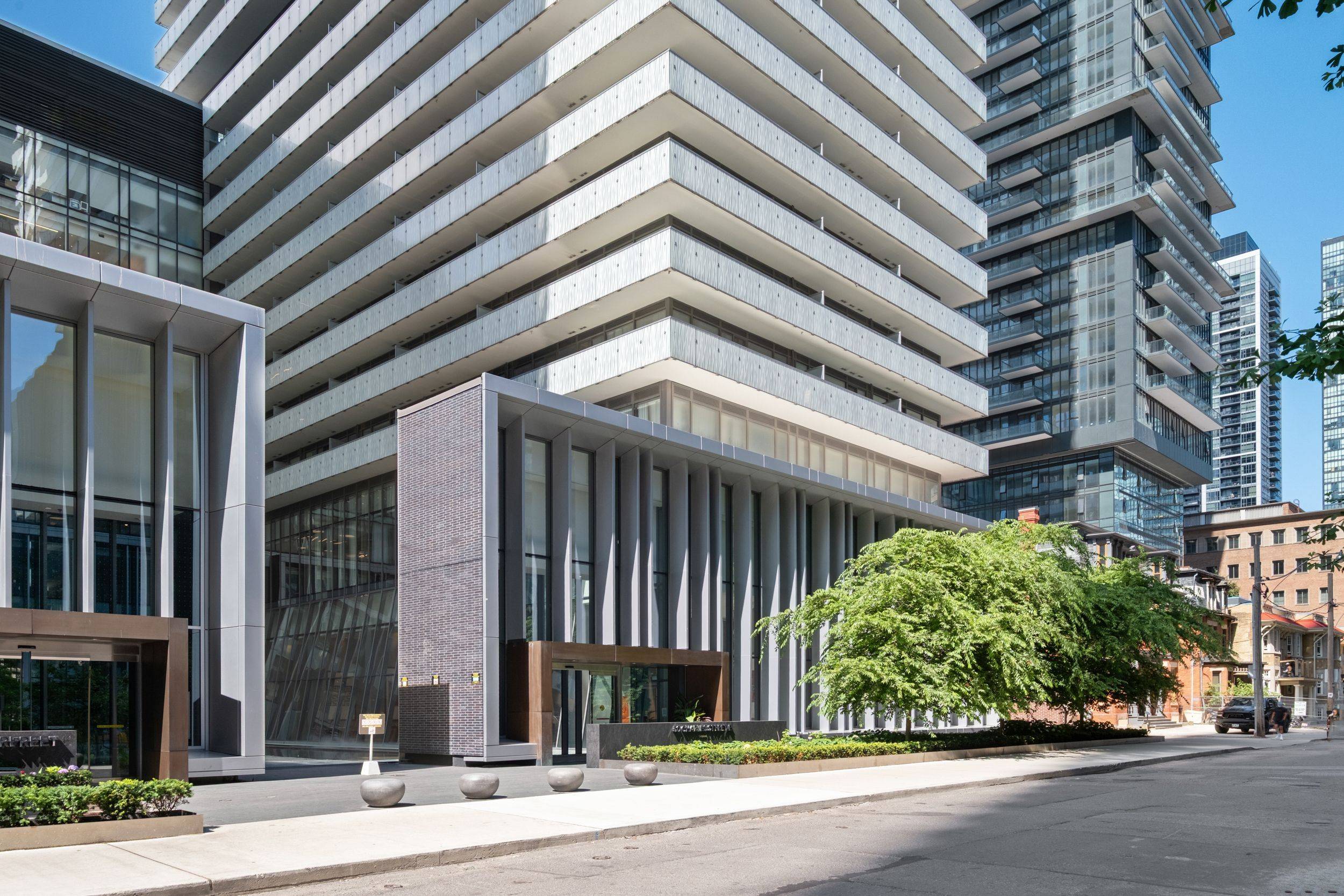 Toronto C08, ON M4Y 0C3,50 Charles ST E #PH 02 (5502)