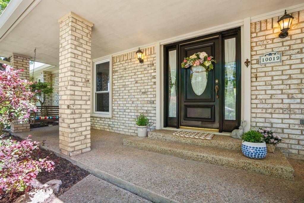 Woodway, TX 76712,10019 Lost Oak Ridge Drive