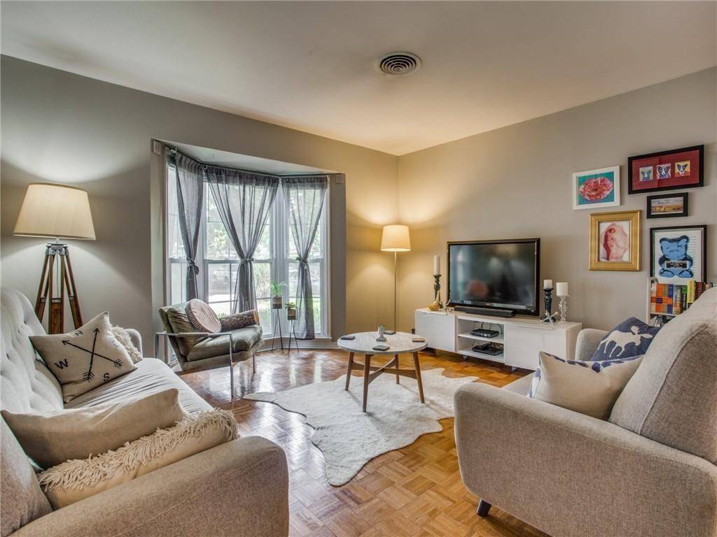 Dallas, TX 75228,1753 Crowberry Drive