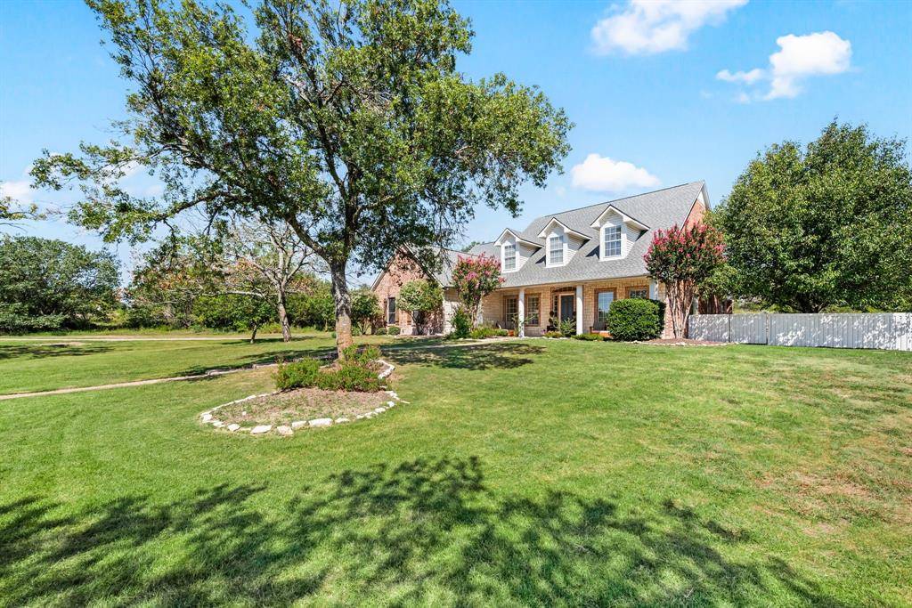 Weatherford, TX 76088,100 Duke Trail
