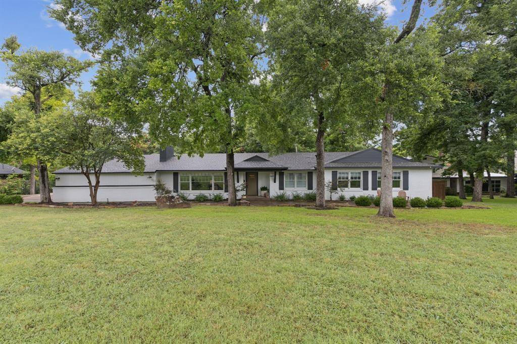 Dallas, TX 75228,9403 Vinewood Drive