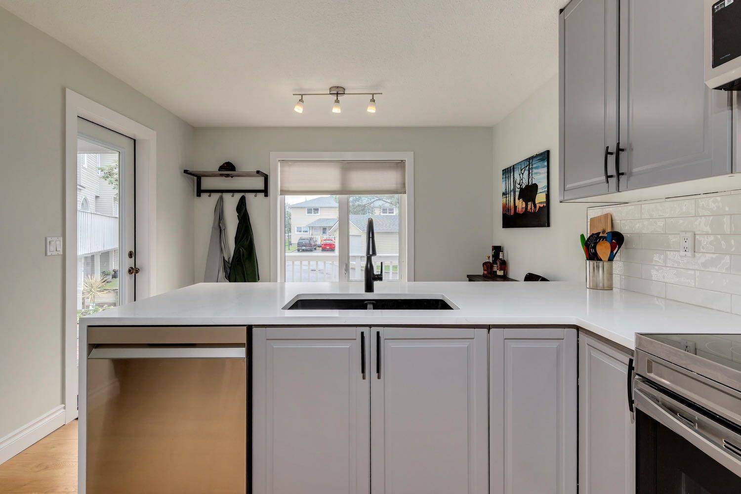 Calgary, AB T3E7H4,122 Killarney Glen CT SW