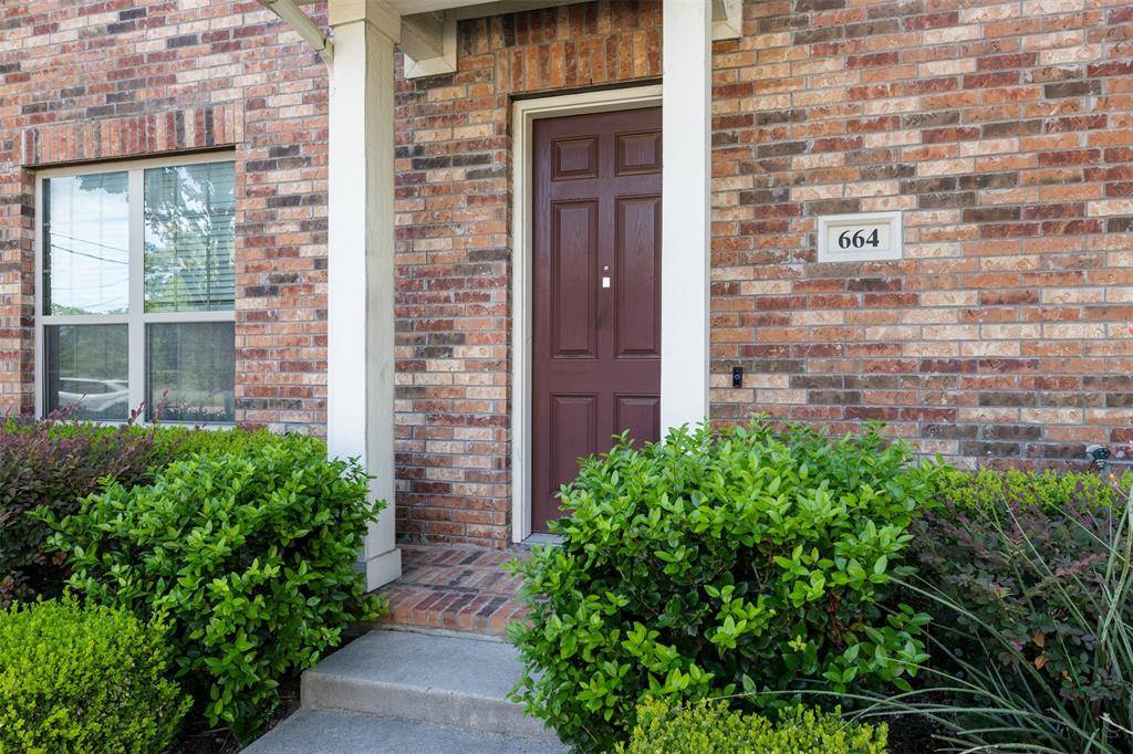 Richardson, TX 75081,664 S Greenville Avenue