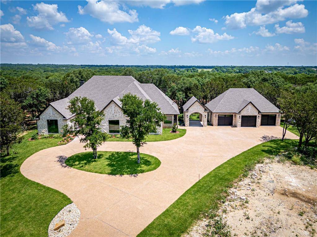 Mcgregor, TX 76657,1136 Queen Elizabeth Drive