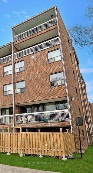 Toronto E10, ON M1E 4V6,4064 Lawrence AVE E #205
