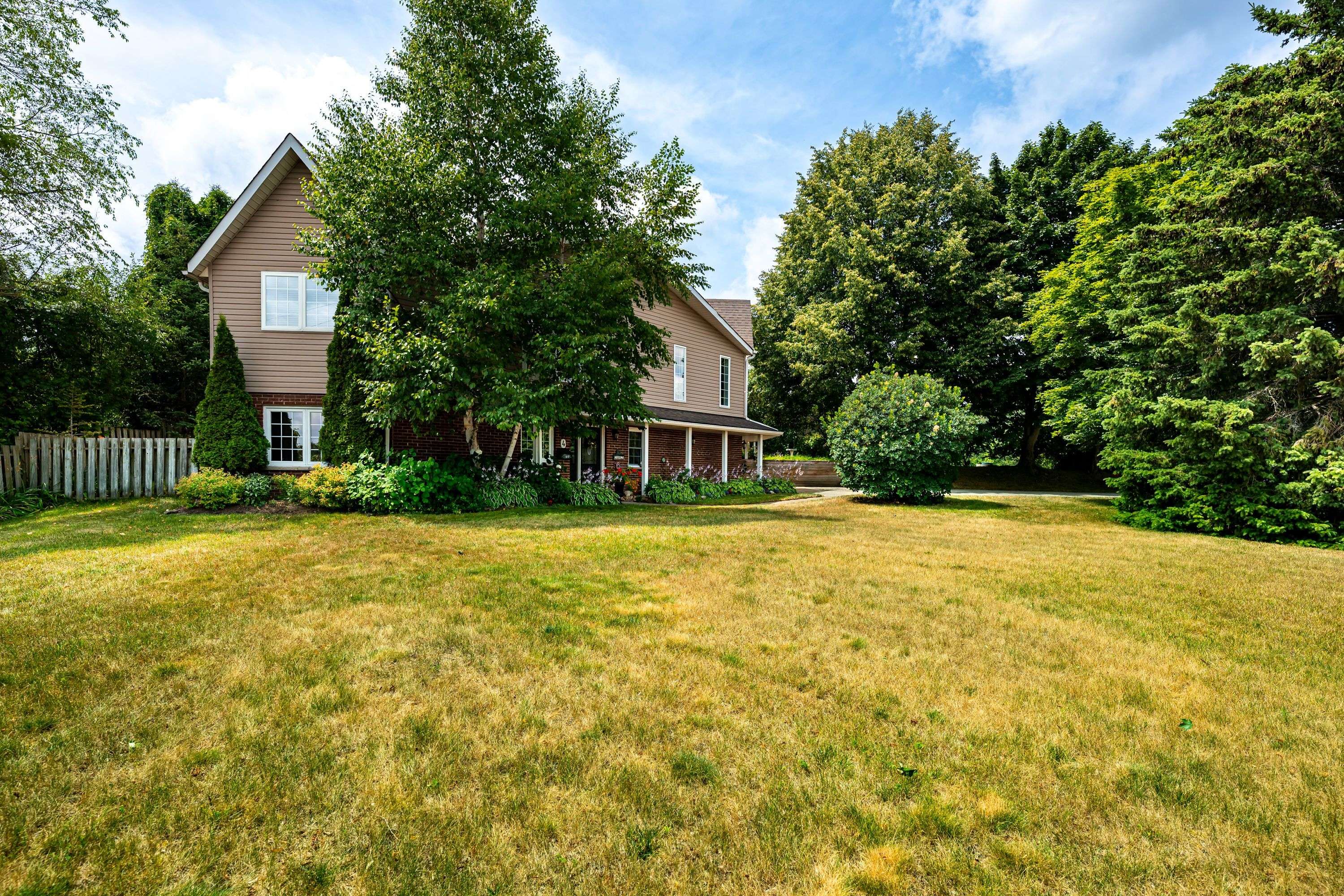 Mono, ON L9W 3A9,4 Starrview CRES