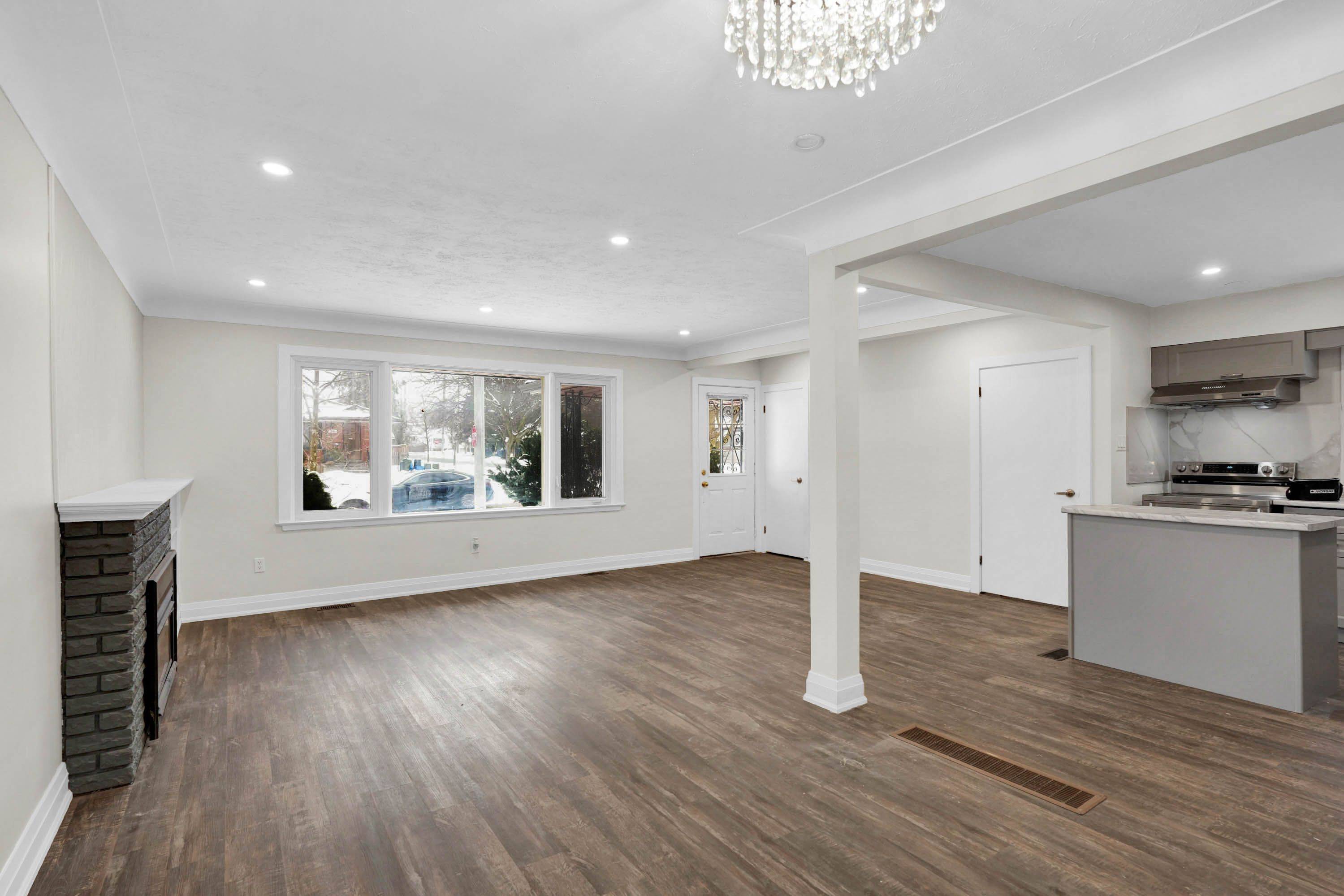 London East, ON N5Y 3V8,637 Ross ST
