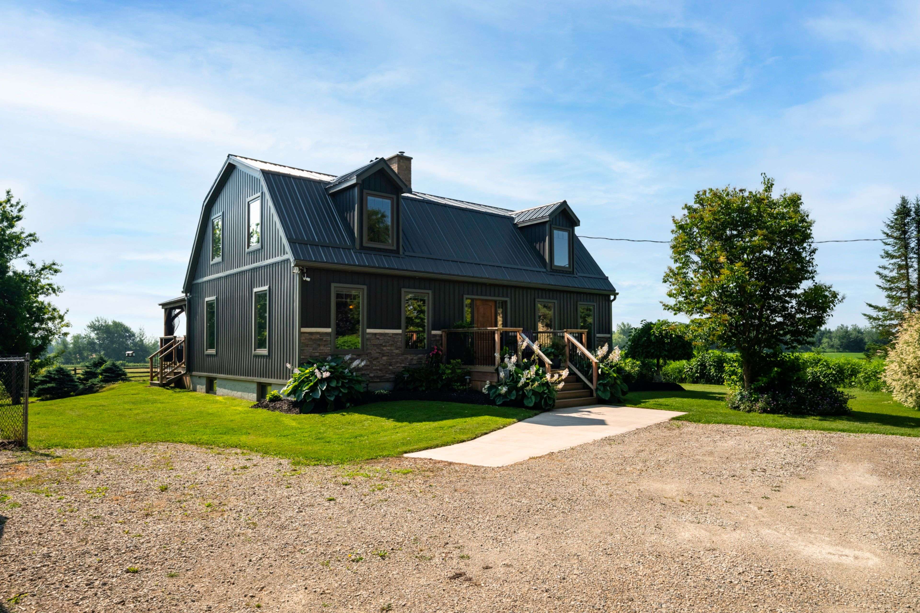 Wellington North, ON N0G 2E0,8877 Sideroad 3 N/A