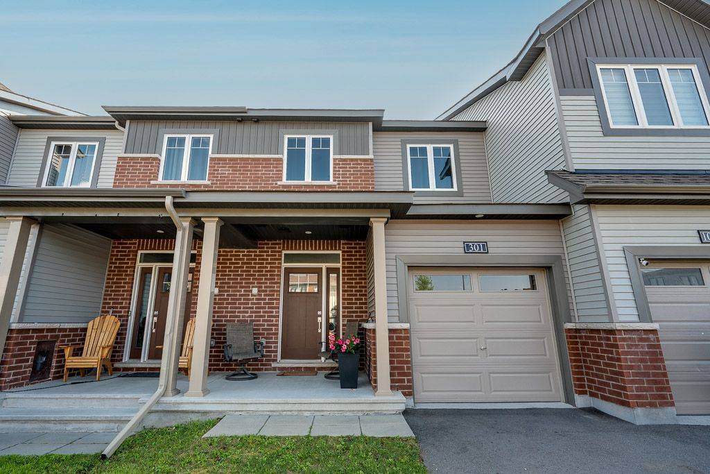 Barrhaven, ON K2J 6Y1,301 Drumlish LN