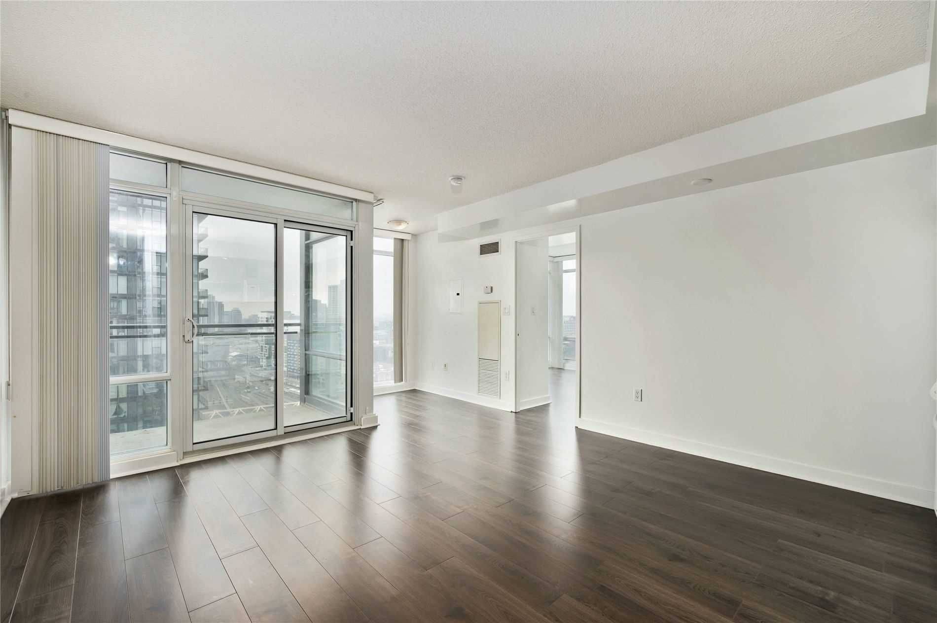 Toronto C01, ON M5V 3Z1,25 Telegram Mews #2112
