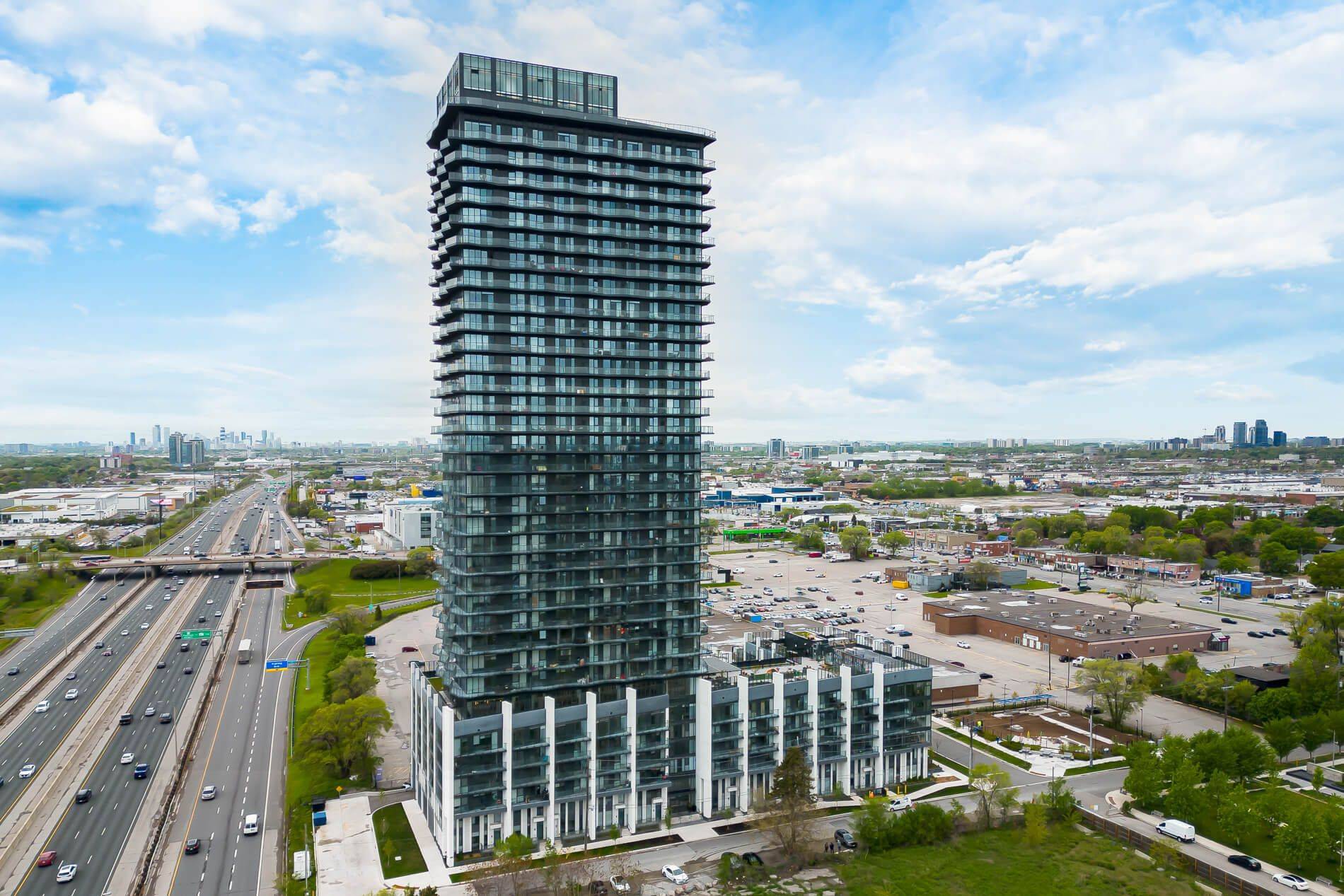 Toronto W08, ON M8Z 4Z7,36 Zorra ST #405
