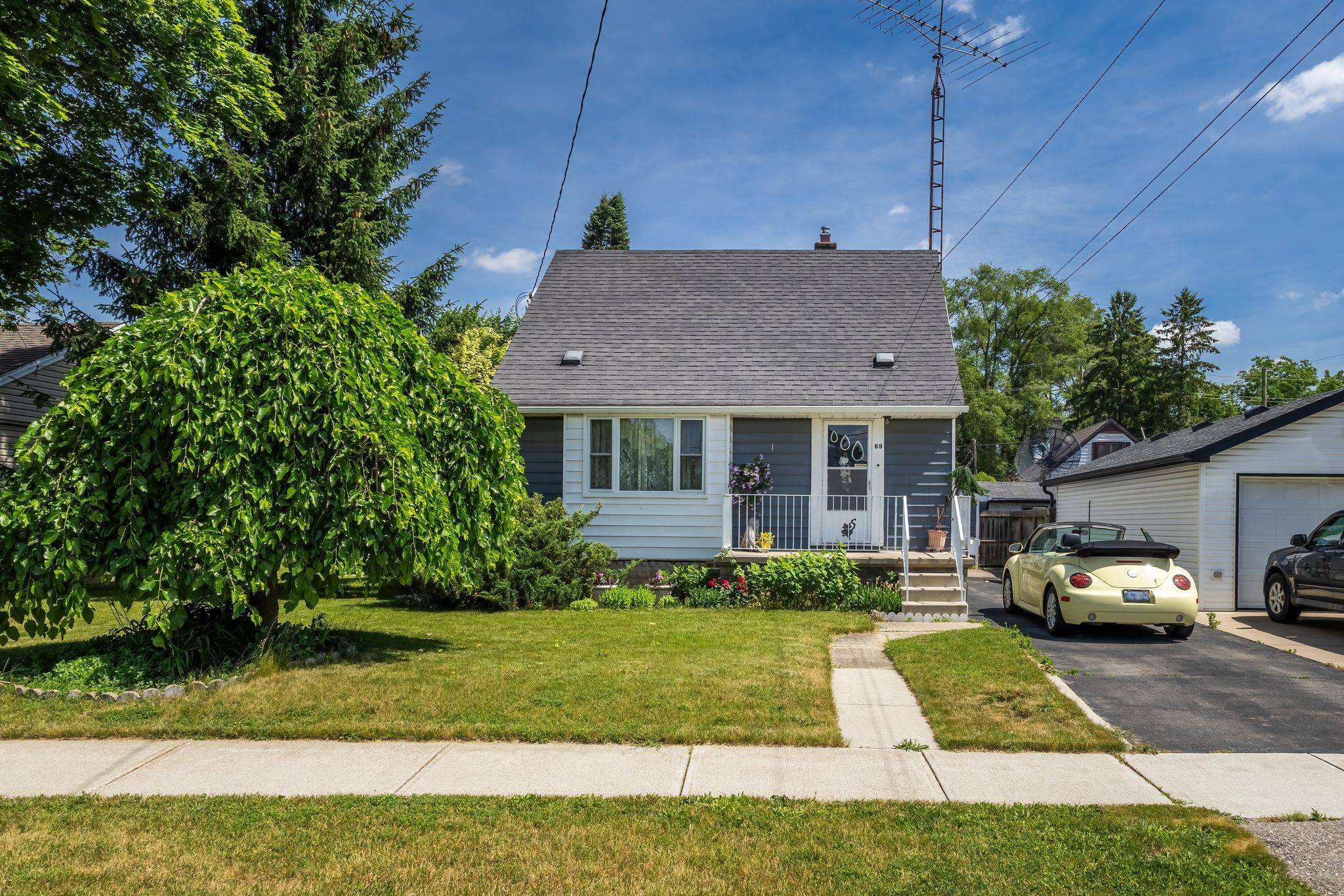 Brantford, ON N3T 5C6,69 Alexander DR