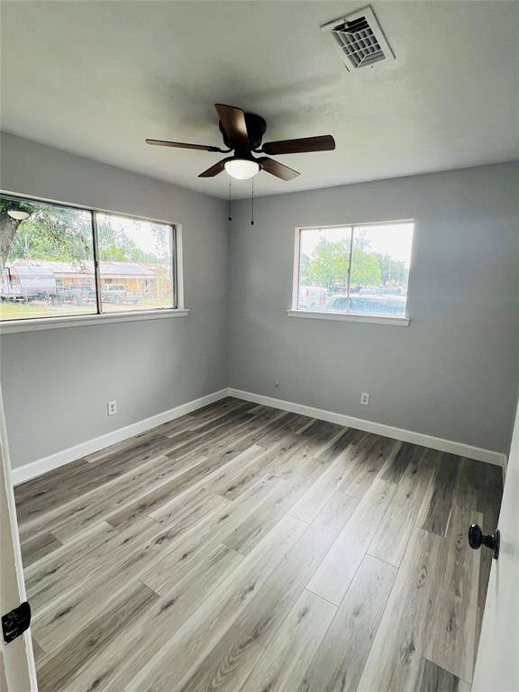 Bedford, TX 76022,849 Russell Lane
