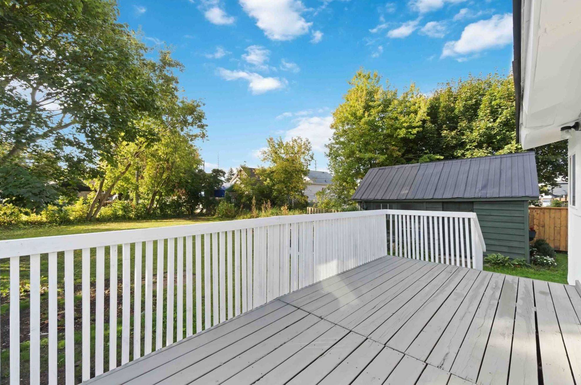 Oshawa, ON L1H 3B4,221 Beatty AVE #Rear